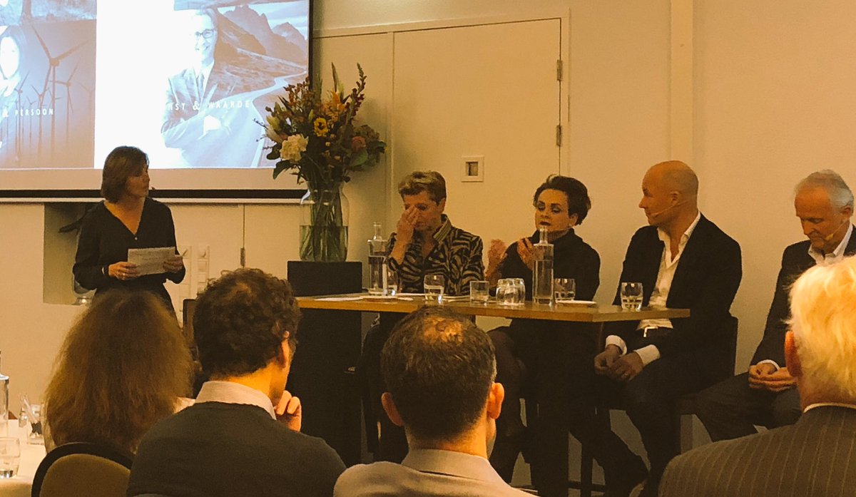 FrankCLKorver's tweet image. Symposium The Human Leader van #Quist. Modern leiderschap heeft (meer) aandacht voor de mens. Met oa Pamela Boumeester, Alexandra van Huffelen, @jorisbeckers en Jan Albers