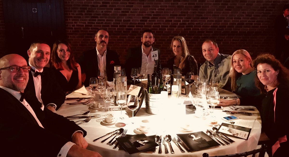 Enjoying the evening with this lovely table at #londonlifestyleawards @CHICKScharity <a href="/PoloBarMayfair/">Polo Bar Mayfair</a> <a href="/SearcysGherkin/">Searcys at The Gherkin</a> #awards