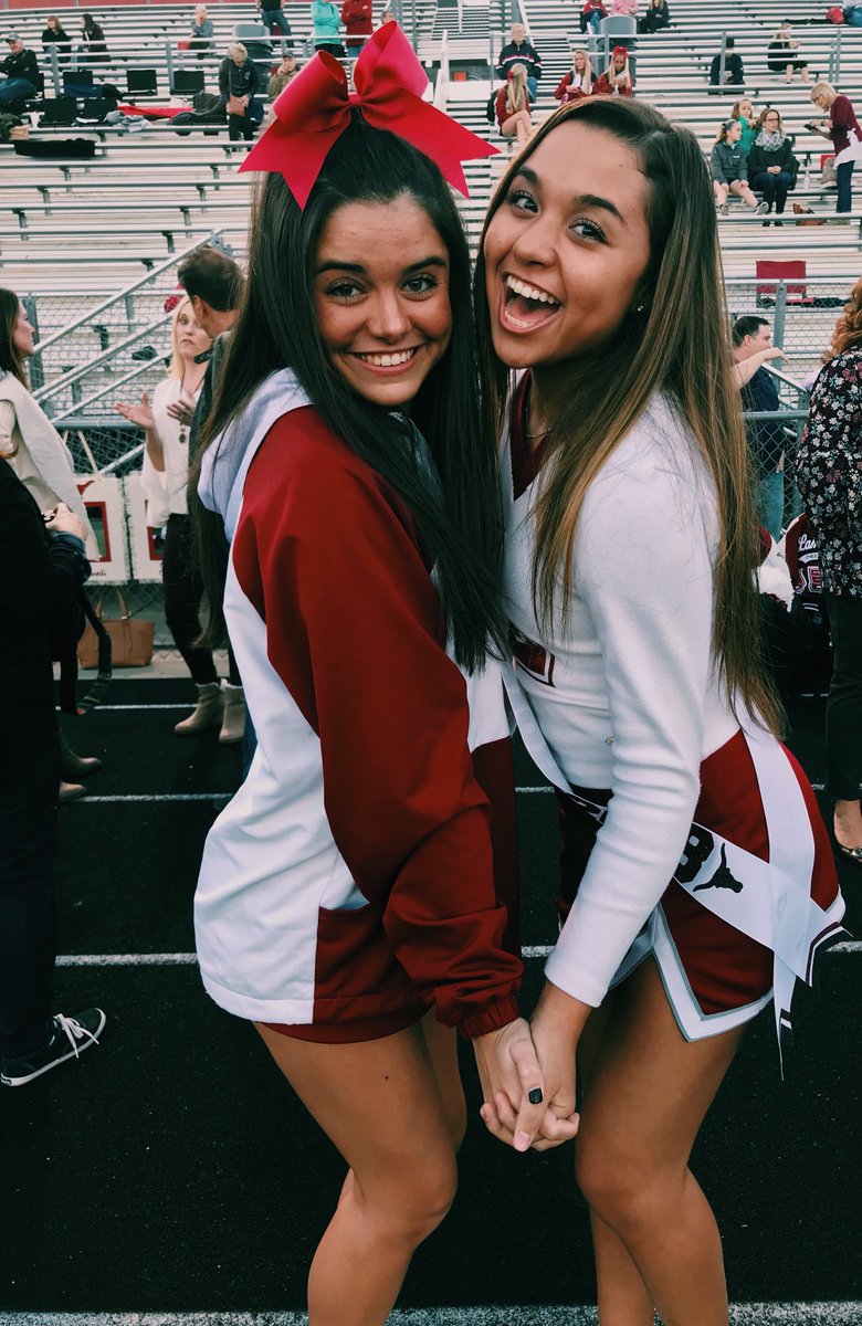 sammiespera's tweet photo. happy 17th sissyππ½π½ idk what i'm going to do w/o u next yearπ i hope u have had the best day!!! ily x a milli #bae #sitdownref https://t.co/0Zqe6MMHSj