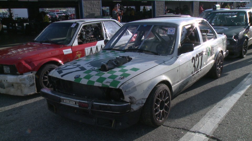 NH Chronicle (@nhchronicle) on Twitter photo What do you do when life gives you lemons? Hit the gas! Endurance racing for cars worth less than $500! <a href="/24hoursoflemons/">24HoursOfLemons</a> Tonight at 7. bit.ly/2mqIqtn What do you do when life gives you lemons? Hit the gas! Endurance racing for cars worth less than $500! <a href="/24hoursoflemons/">24HoursOfLemons</a> Tonight at 7. bit.ly/2mqIqtn