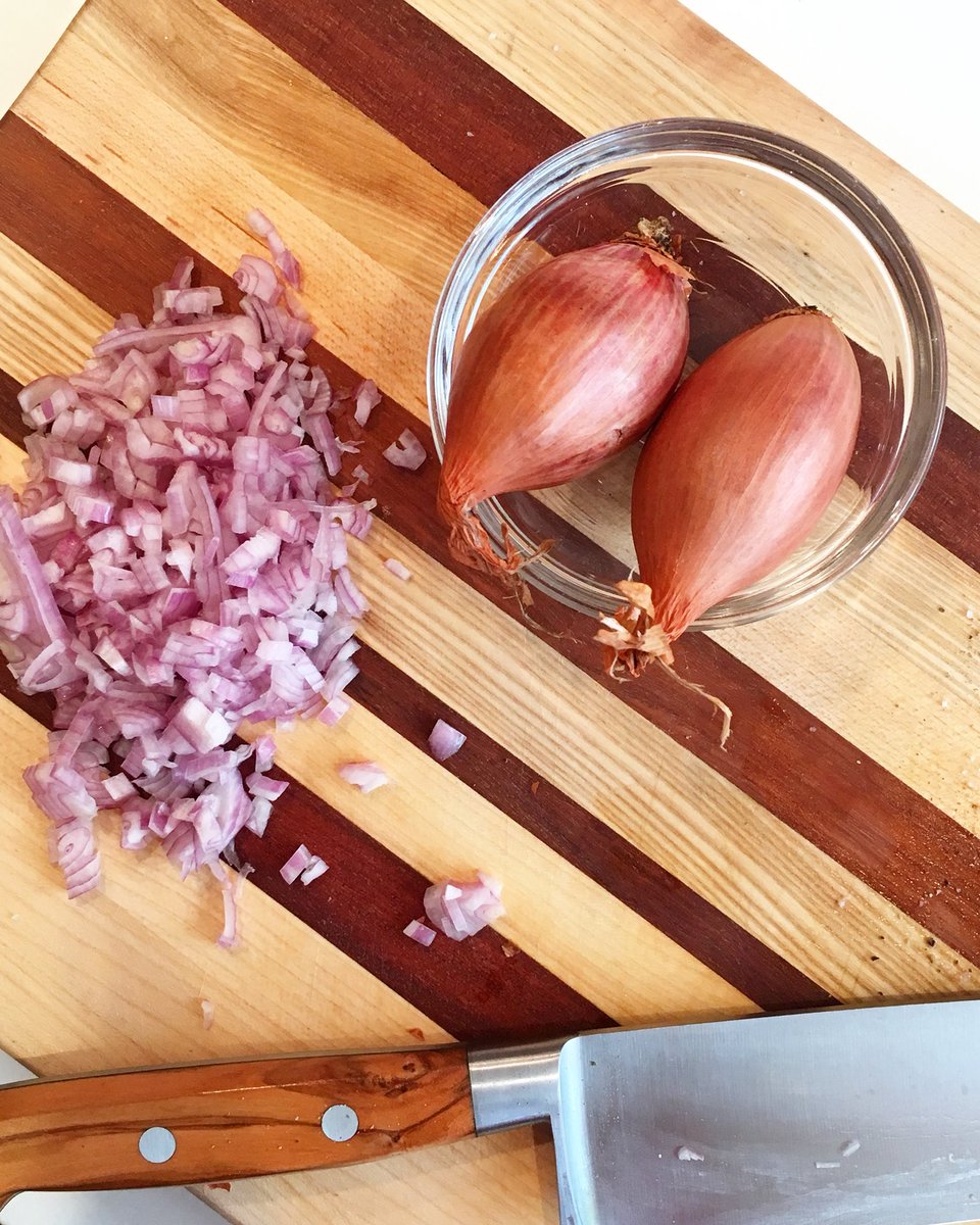 Dinner is off to a great start 👌🏼 what’s your favorite use for shallots?