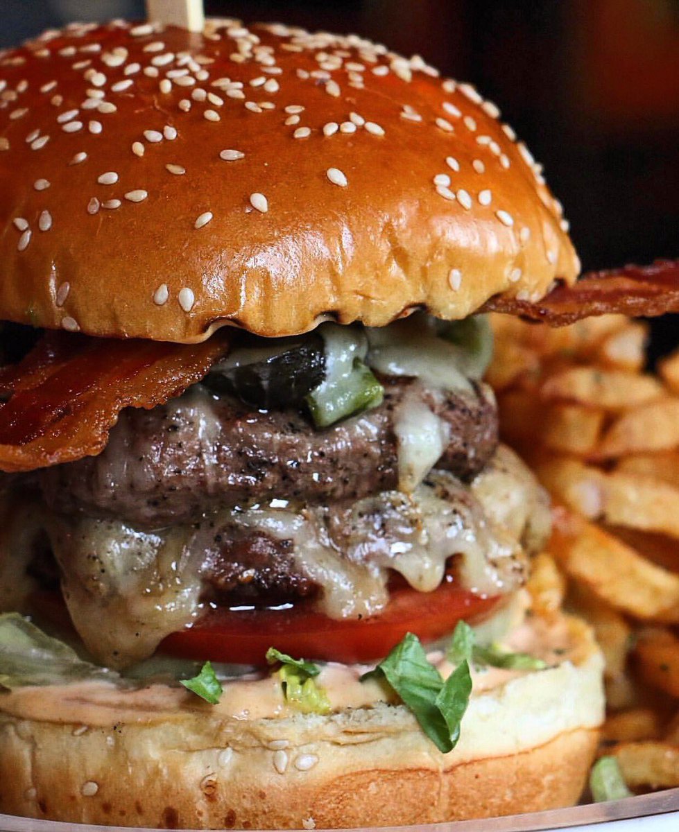 Two all beef patties, special sauce, lettuce, cheese, pickles, onions on a sesame seed bun.  

You can DRINK here too! 

#BlackJackAttack > #BigMacAttack 

via @infatuation_dc &amp; @iamjaithephotog