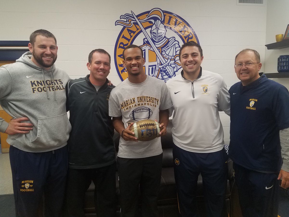 _gusbus20_'s tweet photo. #Committed 〽〽😈

#TBD #BatCole #Knights @MarianUBaseball https://t.co/UB3oSS3ec1