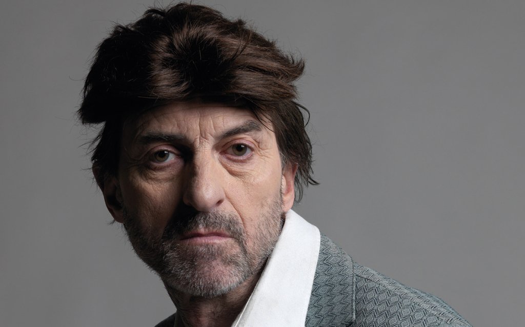 21 nov – De Huisbewaarder – Ins Blau leidsliterairlandschap.wordpress.com/2017/11/14/21-…