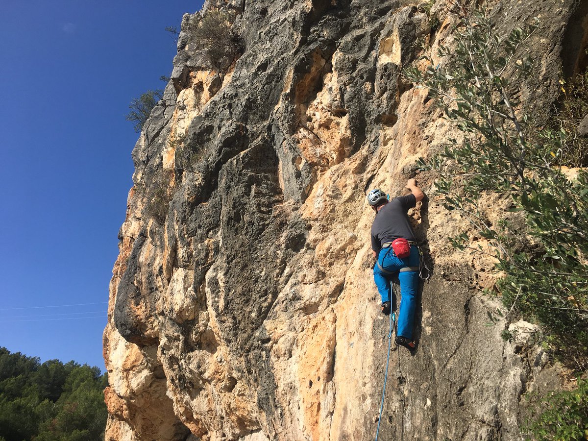 RobJohnsonMIC's tweet image. Beautiful climbing in Mallorca this week.