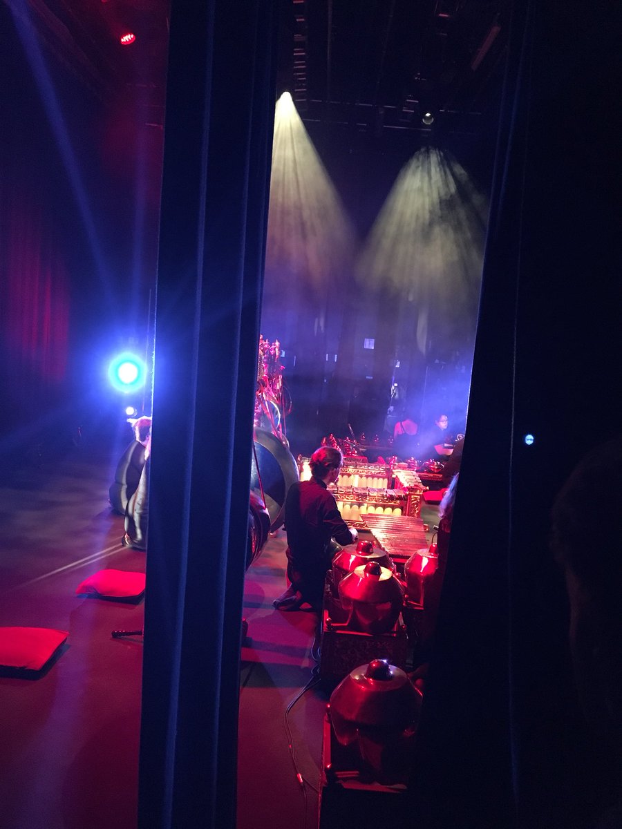 julie_feeney's tweet photo. ❤️🙏 @MelMmercier @IWorldAcademy @kturnersong @kateelliscello @Kaiameye Nic Gareiss Joseph O'Connor @IrishGamelan @PavilionTheatre Maura O’K https://t.co/GSbRjRhyjz