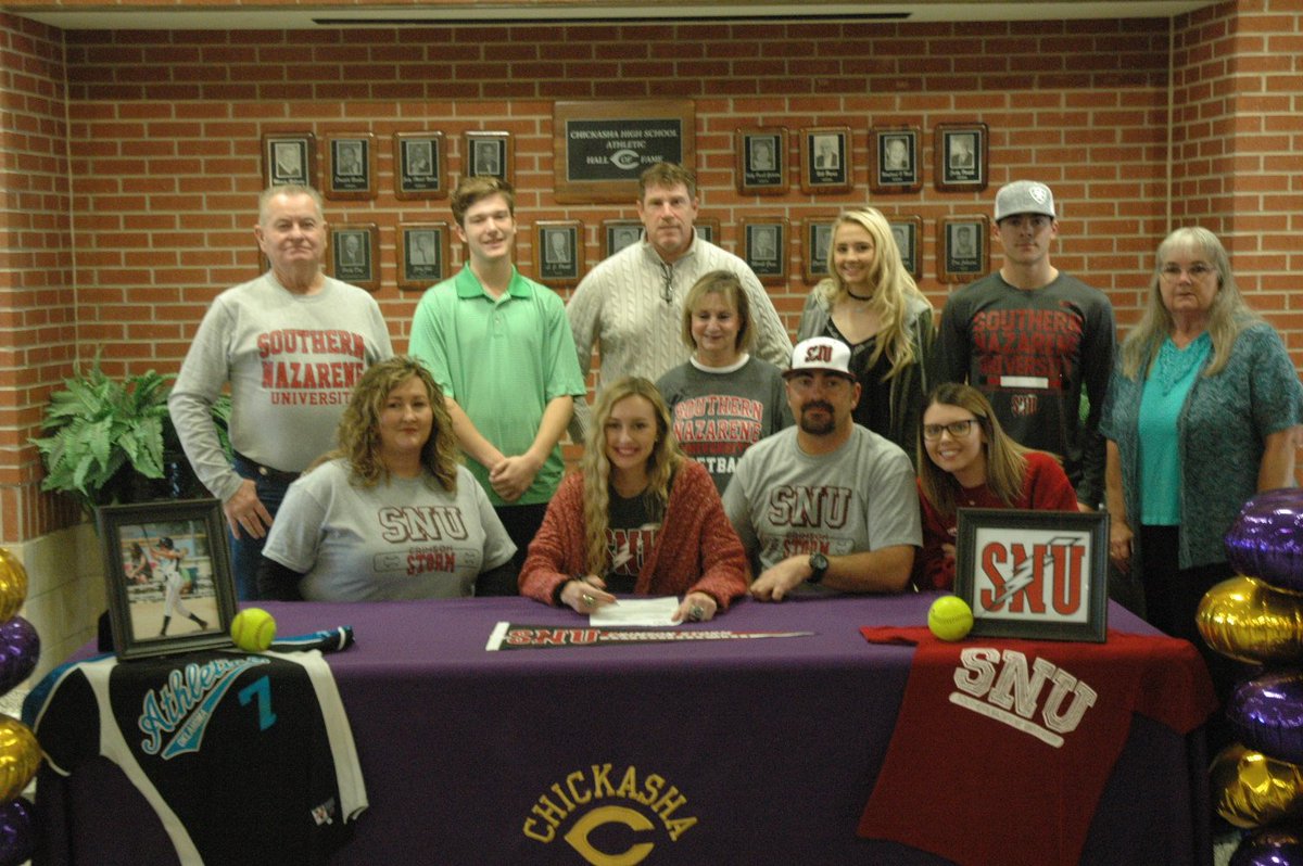 A_Litterell's tweet photo. Congrats to @BrooklynSully7 for signing her LOI to Southern Nazarene University. #okpreps #TeamChickasha https://t.co/x0JqK2Ogva
