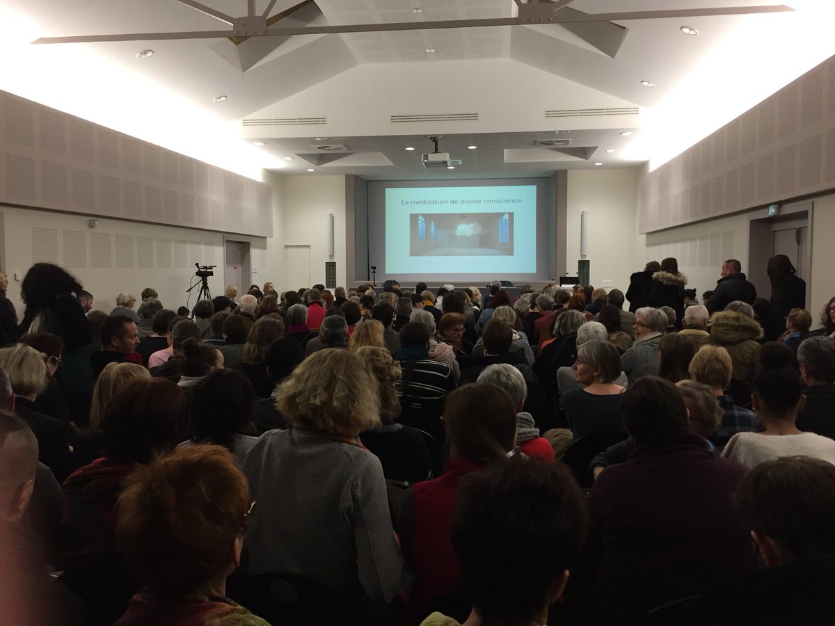 lareponsedupsy's tweet photo. Ce soir au CPN de Nancy: conférence du Dr François Bourgognon sur la méditation de pleine conscience. https://t.co/VtDnWgohuE