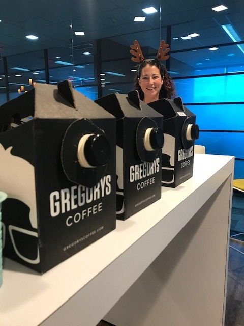 DaveEhlers4's tweet photo. Great surprise from #Blue449US HR yesterday, an afternoon pick me up of coffee and cupcakes. Thanks team! https://t.co/POQTgeqwIa