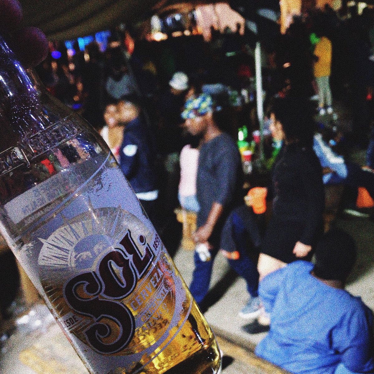 Tumitladi's tweet photo. Shout out to #solbeer 🔌 #freeyoursol https://t.co/hfF6FzREsa