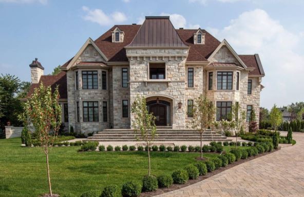 caliber_homes's tweet photo. Tick these 15 items off your list this season, and you can rest easy knowing that your home and yard are buttoned up and ready for winter. #winterchecklist #caliberhomes
https://t.co/vq61fXB99u https://t.co/ke9rtcab77