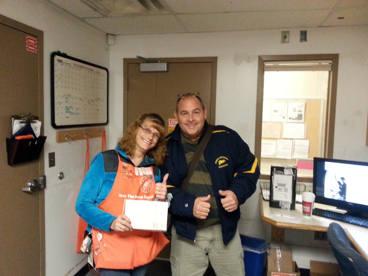 Amy is now certified in electrical!  @jen_spurr <a href="/mjzizak/">michael zizak</a> <a href="/troyer_paige/">Paige Troyer</a> <a href="/Branden256/">Branden Dunblazier</a> <a href="/jenniferk0205/">Jennifer Stephens</a>