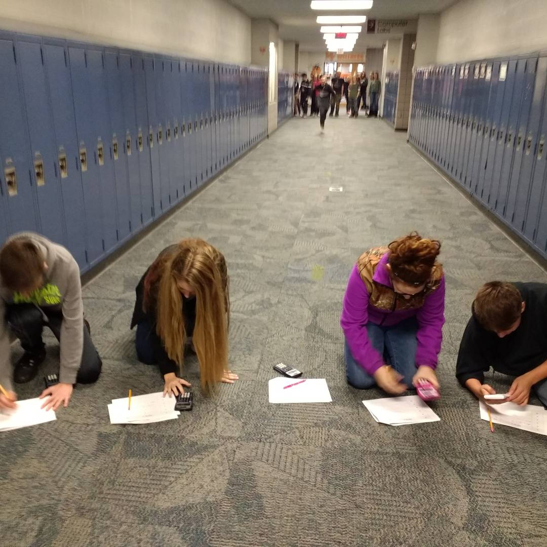 MVMSMiller6's tweet photo. Function Table Relay #stationrotation #mathrocks #mvmath8 #FunctionsRelay #tlap https://t.co/o2kjZSmPe7