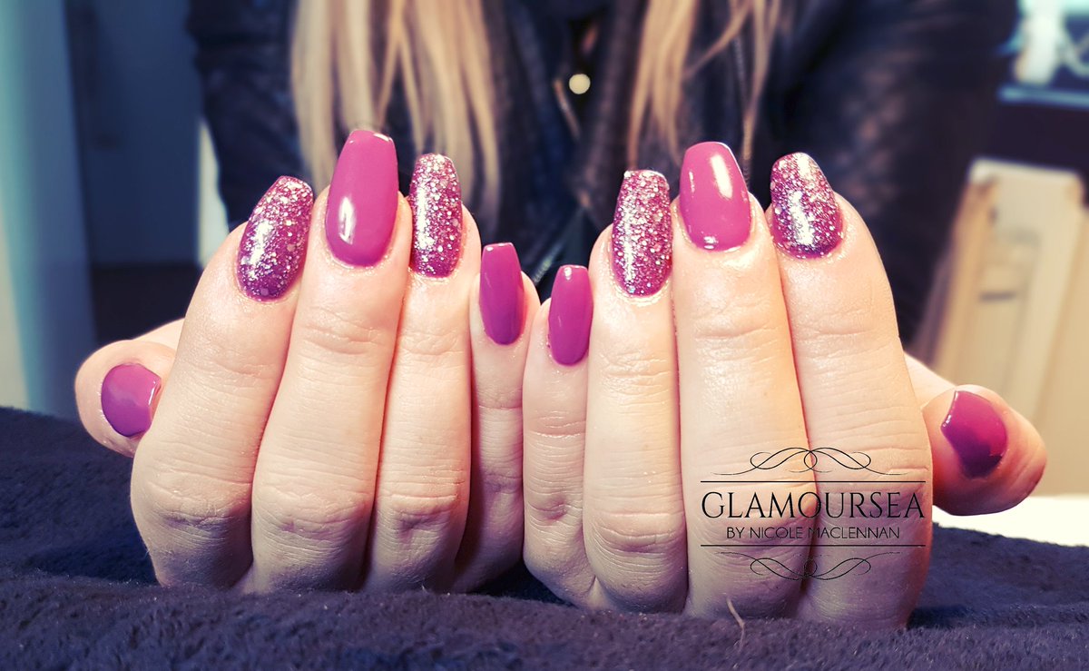 glamoursea's tweet photo. #hardgelsculptures #glamourseanails #Glamoursea #bellissimageluk https://t.co/AMw1VDsaiB