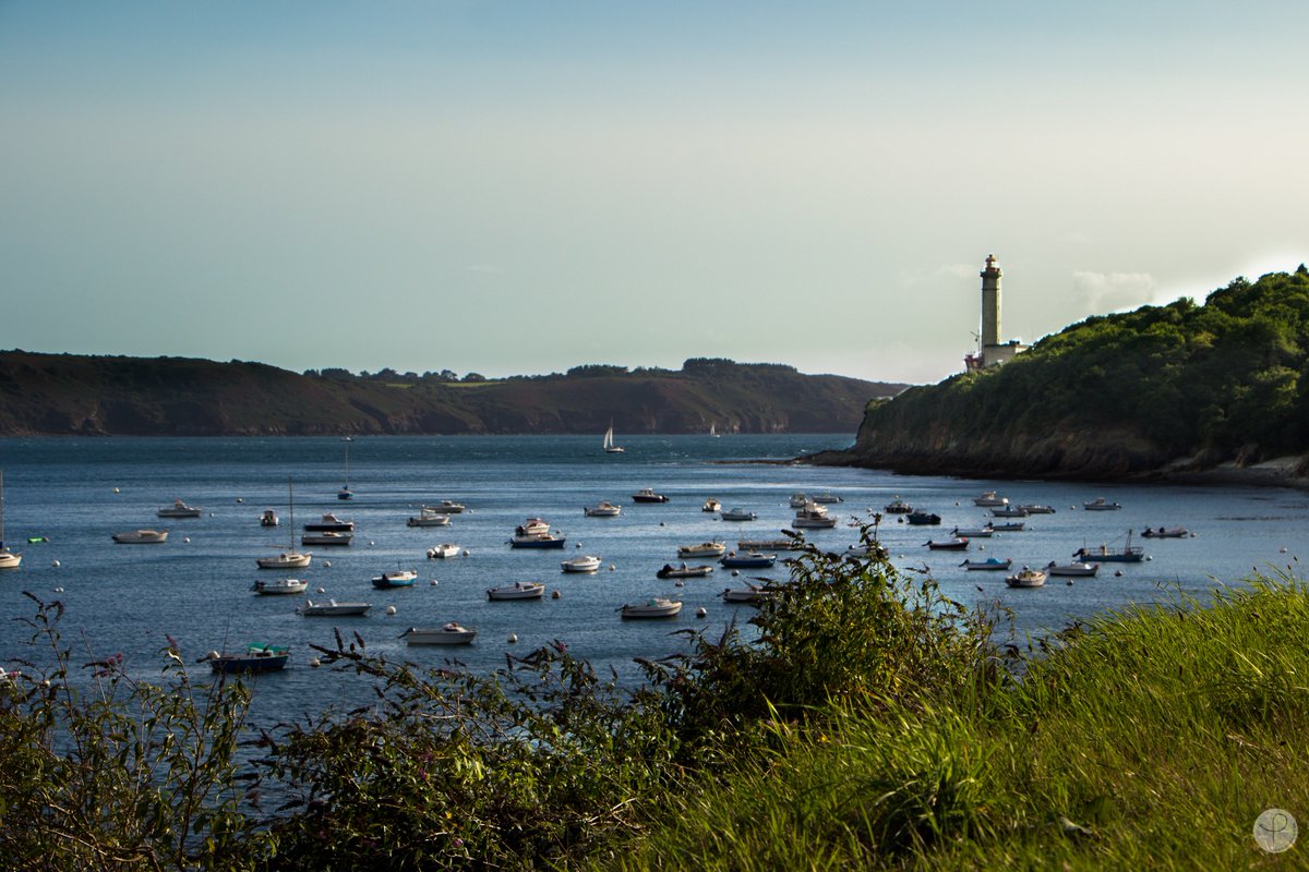 povecham's tweet image. P1 : un petit port à Brest, typiquement breton !  #battlephoto