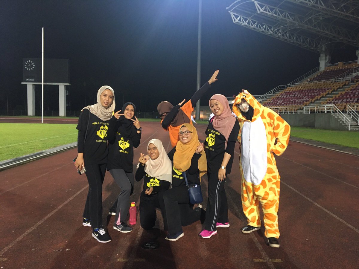 sarahimaniiiii's tweet photo. We’re done with Sukam 17, good job everyone! 💖 #ktfpower #foreversrikandi https://t.co/ojh2ZvwmTh