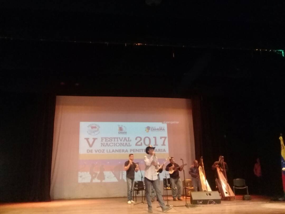 DIREREPRCAP1's tweet photo. Región Capital 1 presente en el V Festival Nacional 2017 de voz llanera penitencia!! https://t.co/LrLdTRe863