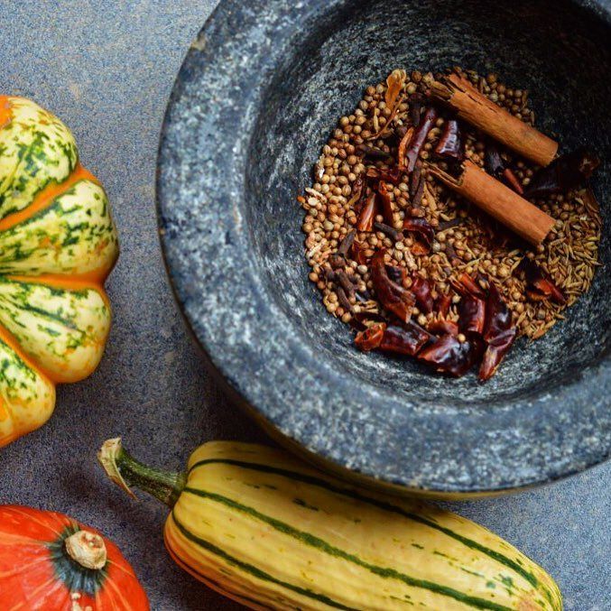 themustardspoon's tweet photo. This time of year is just perfect for warming spices like cinnamon, chilli &amp; cloves! They go so well in stews, cur… https://t.co/o9dqrPLvKD https://t.co/WRGmWShSFl