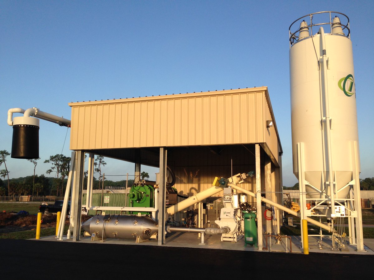 SchwingBioset's tweet photo. Need to dewater, dry, move, store, or treat your plant's #Biosolids? #SchwingBioset can help your #wastewater plant find the solutions to one or all of these issues. #ClassA #fluidbeddryer #SlidingFrameSilo https://t.co/uYRTBIDeSY