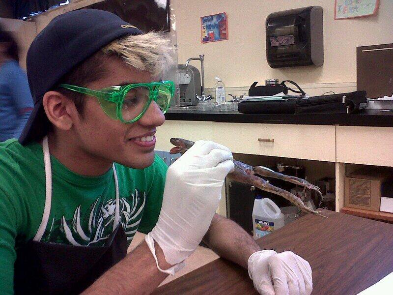 saraking199's tweet photo. @thattbrownguy but you had such a bright future in high school... https://t.co/UwFISqJULg