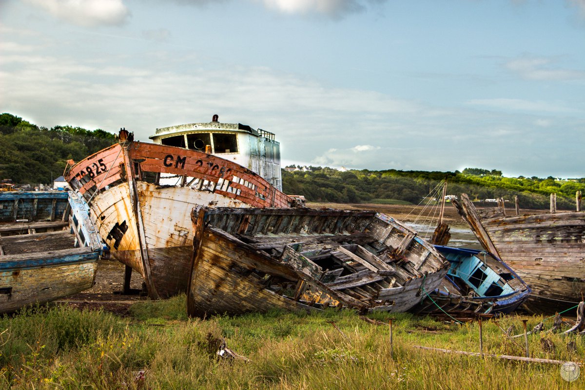 povecham's tweet image. P3 un port.... ou du moins ce qu'il en reste, sur l'île de Crozon #battlephoto