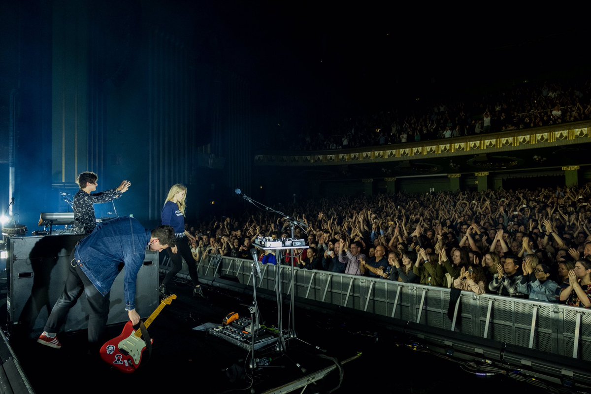 We are still so overwhelmed by the incredible support from you all on the UK tour. Thanks to every single one of you who came to see us perform! 🤗♥️ We begin the final run of shows for this year on Sunday night in Lille !!! 🇫🇷