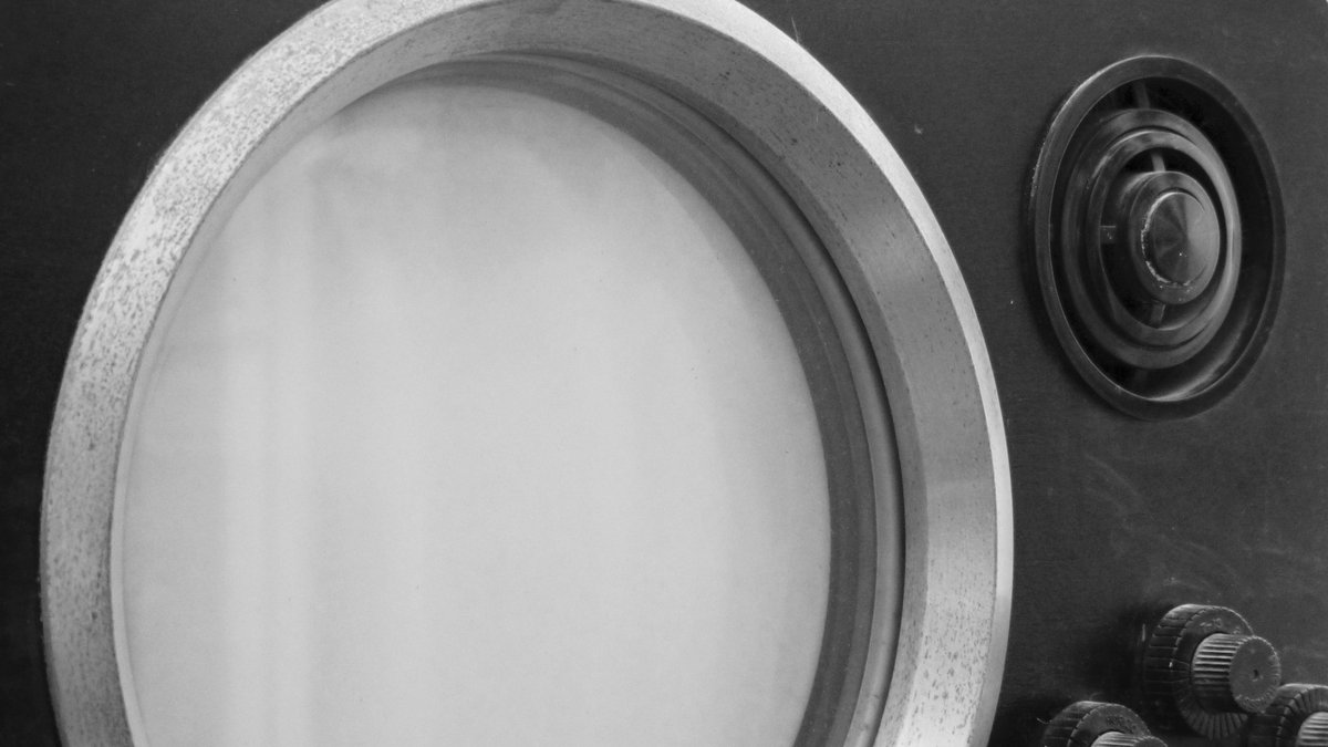 evergreen1780's tweet photo. Circle-themed photos from our historic Evergreen Museum. See if you can guess what they are. #farmhouselife #evergreenheritagecenter https://t.co/28HfulJHbE