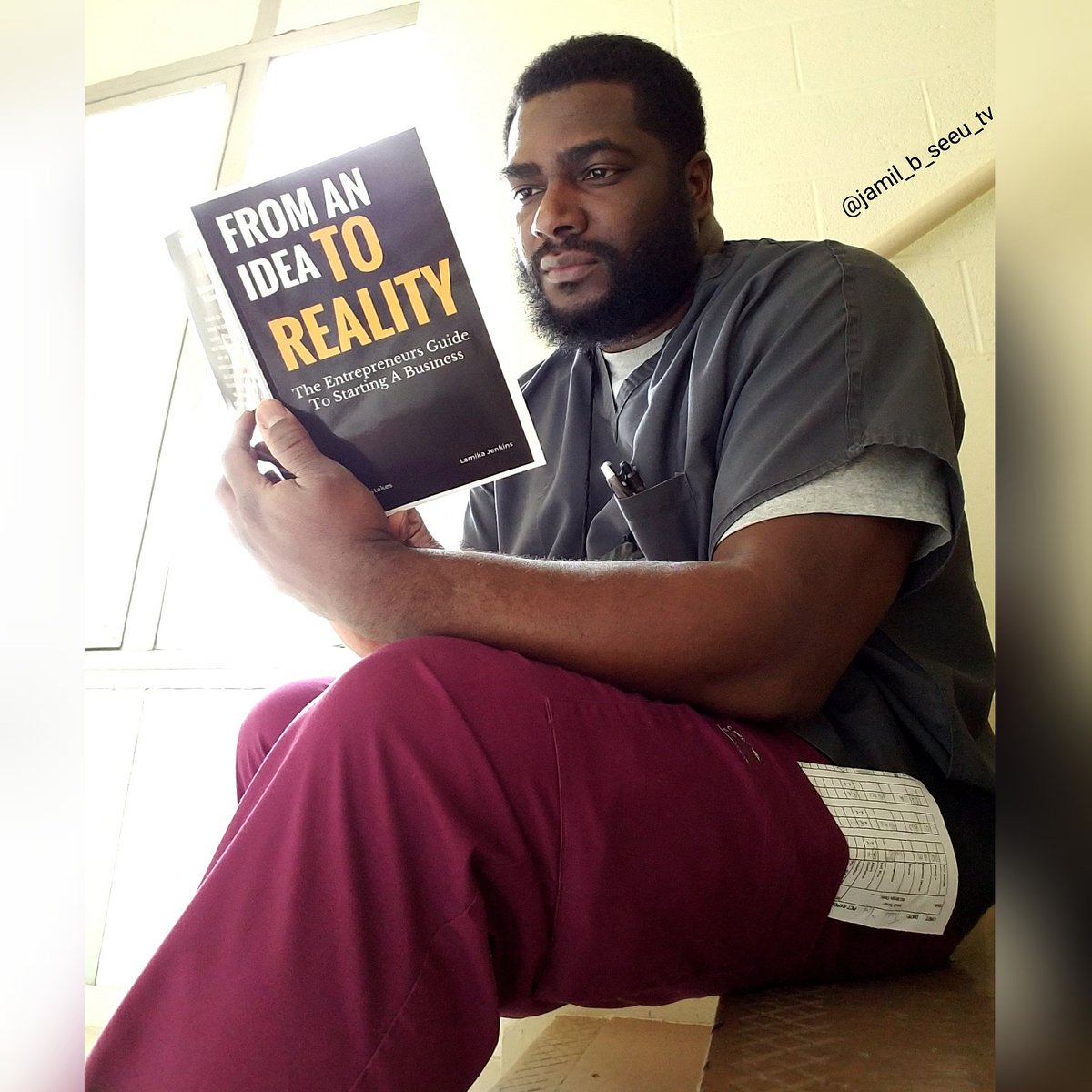 Jamil_B_SeeU_TV's tweet photo. Go grab this book! ... Support the people you know ... in this case its family ... Go to @madameme_ page and hit the link in her Bio... Love You cuz !!! ... KEEP GRINDING #FromAnIdeaToReality #FamilyFirst #ChesterPA #Philadelphia #LamikaJenkins #MarkeetaStoke #WeMakeUs https://t.co/4Mt5NEpFIb