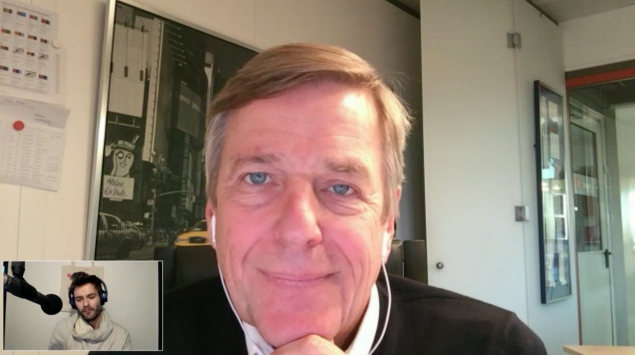 Tilo Jung Twitterissa Hinweis Die Video Version Von Aufwachenpod 250 Mit Claus Kleber Co Wird Leider Nicht Vor Mitternacht Online Sein Https T Co E2lmehukoy