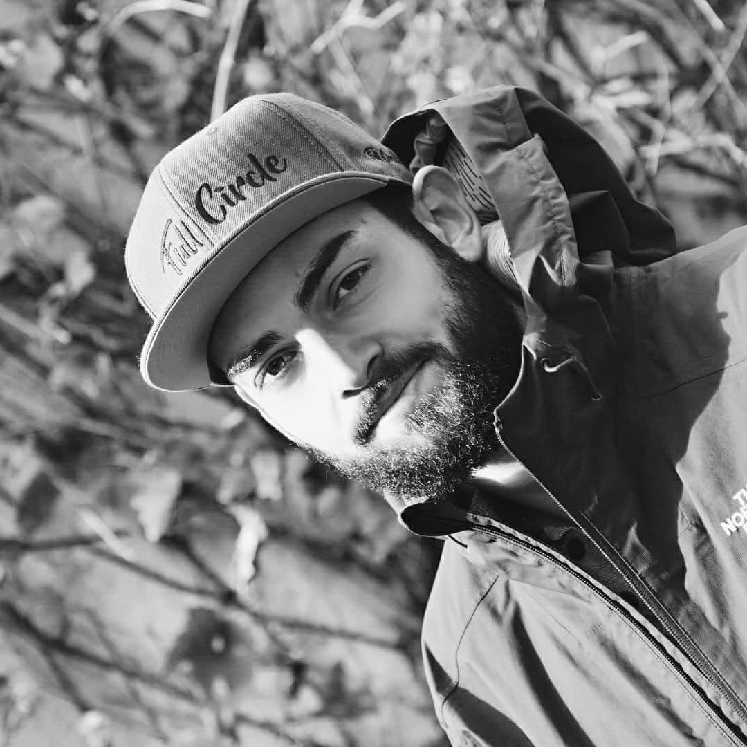 FullCircleMerch's tweet image. Happy winter! 🙁