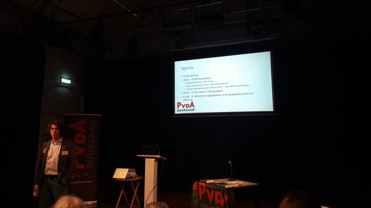 Smaackmakers's tweet image. Hoe onze voedselomgeving duurzamere en gezondere keuzes kan stimuleren? Bijvoorbeeld door minder #vleesreclame. Vanavond presenteren we &apos;Onsje minder vleesreclame alstublieft&apos; tijdens het @PvdADuurzaam event