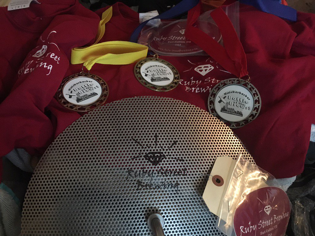 HopScholar's tweet photo. Knickerbocker battle of brews medals+prizes, 1st place porter,2nd Scottish,3rd IPA https://t.co/BoMsvIHhVt