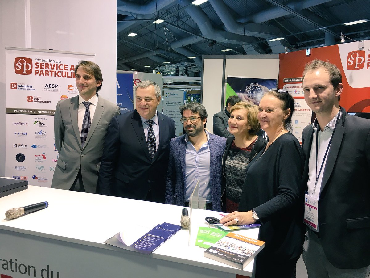 Julie Cassan tweet media