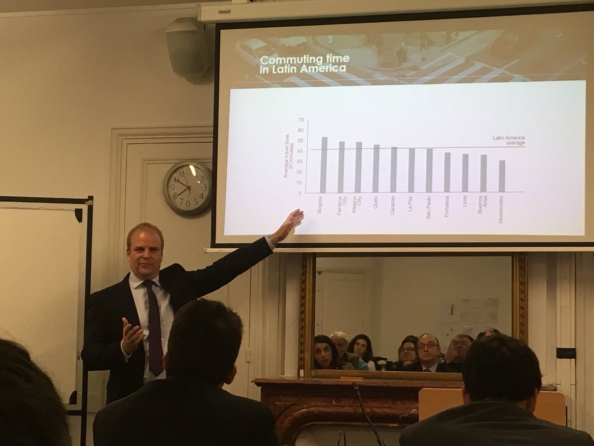 Thank you to <a href="/AgendaCAF/">CAF</a> for presenting the 2017 report on urban growth in #LATAM! cc @ScPoEUrbaine