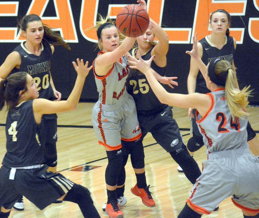 VYPEOK's tweet photo. Vote Now!!! All-Northeast OK Fanβs Choice Girls Basketball Team Poll β Presented by @NETechCenter
-
https://t.co/qE4sBVBgRS #OKPreps https://t.co/Q8oGnZEiTZ