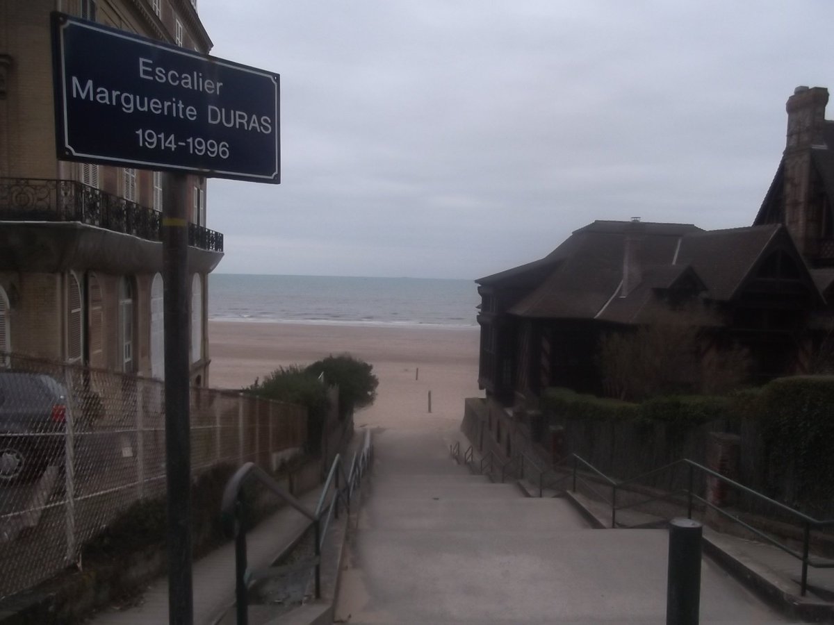 "Sublime, forcément sublime" <a href="/TrouvDeauville/">Trouville Deauville</a> #Trouville