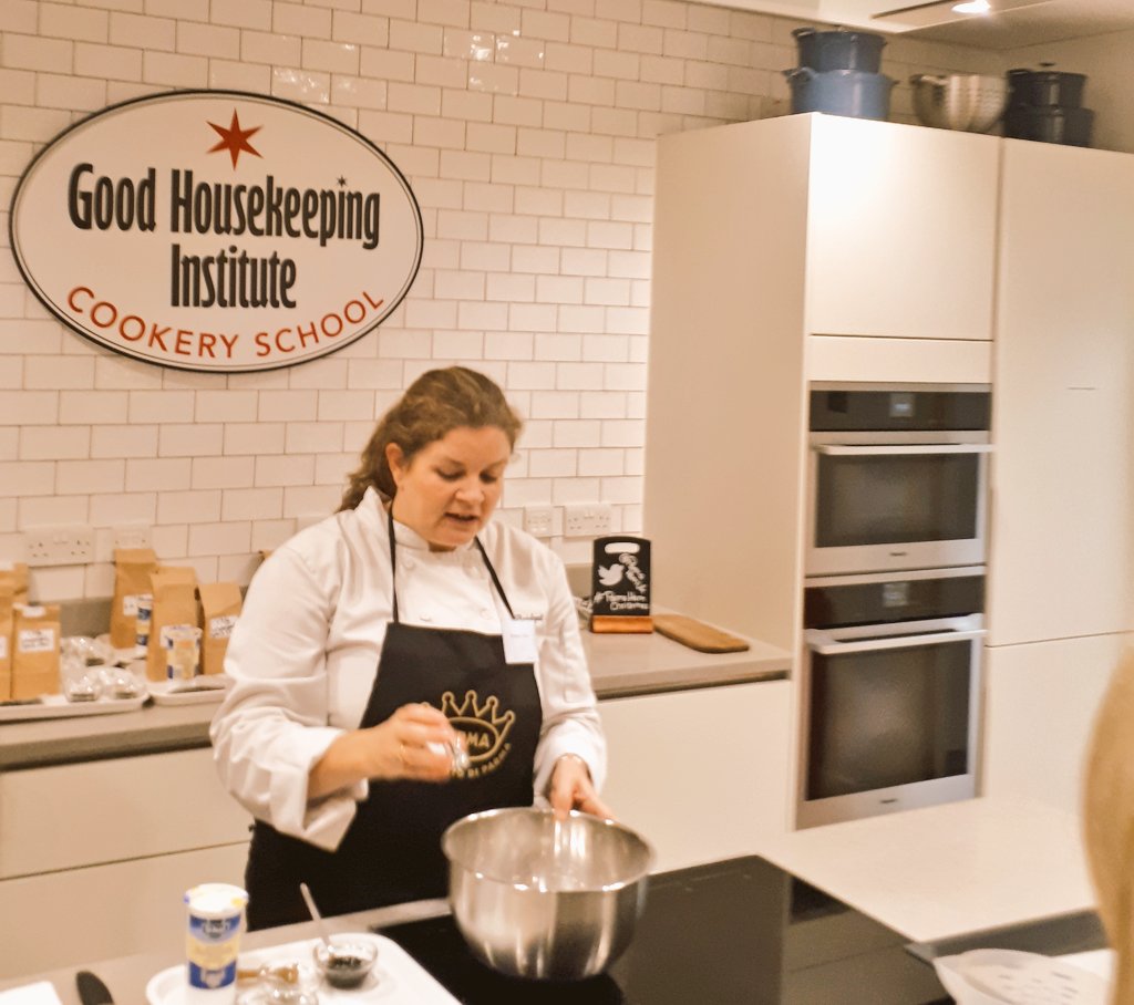 OutOfOfficeMag's tweet photo. Now onto the soda bread. Yum! #ParmaHamChristmas @GHInstituteUK Cookery School https://t.co/cHxoNNdO23