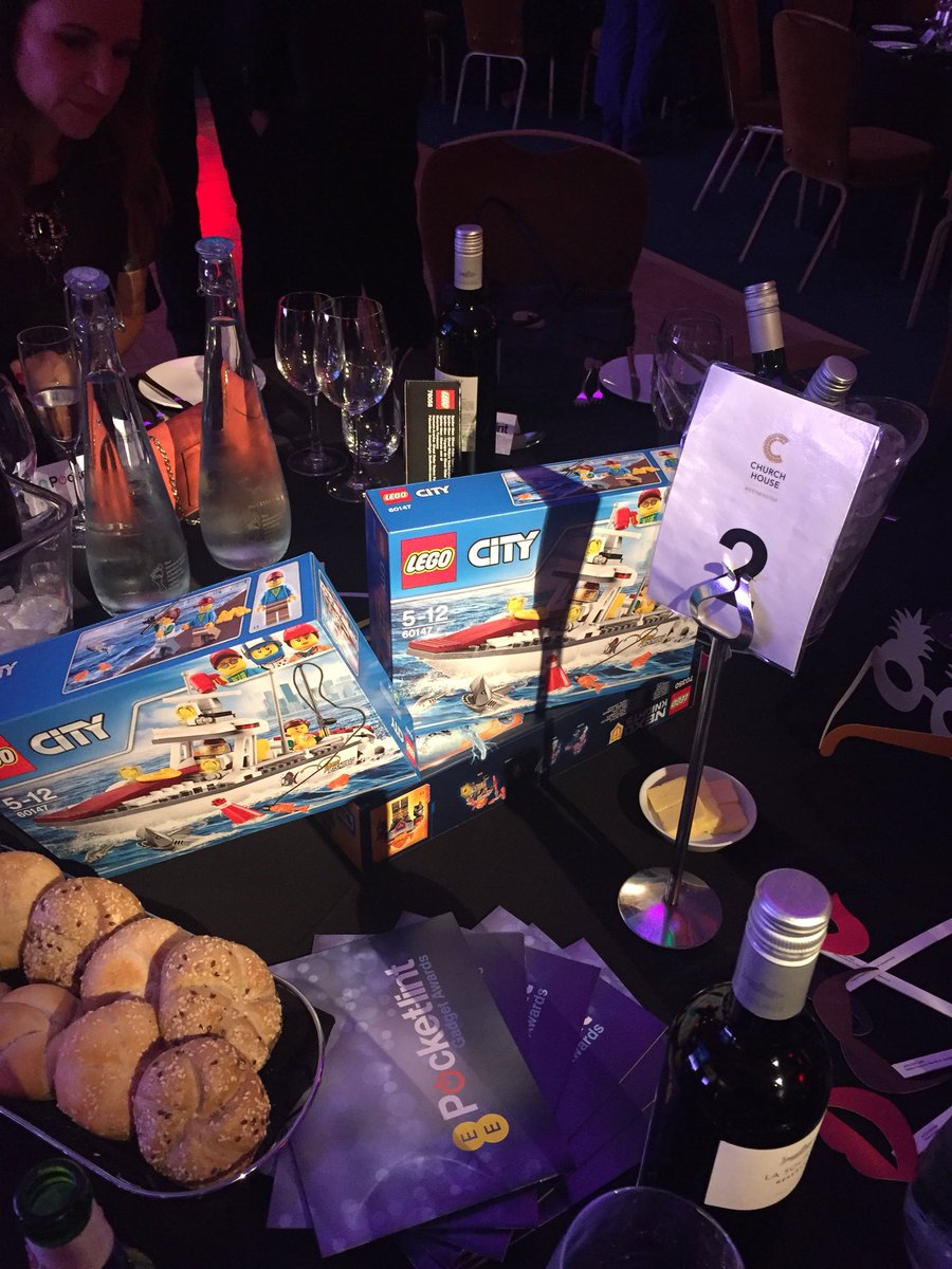 jcoulson's tweet photo. And the award for best table decorations at an event goes to. . . #EEPLAwards  #lego https://t.co/8Mneq0xWvl
