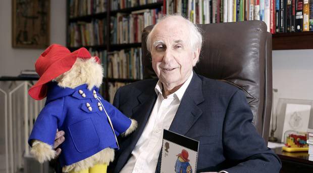 sayitwithbears's tweet photo. A sad but fitting memorial service today for Paddington Bear creator Michael Bond #Paddington https://t.co/F2hWsmp9xe