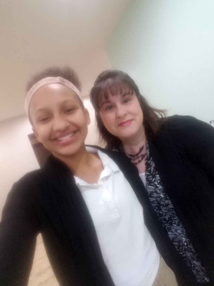 angelacapes's tweet photo. Selfie with the birthday girl this morning😀 https://t.co/ExTLEeHsWc