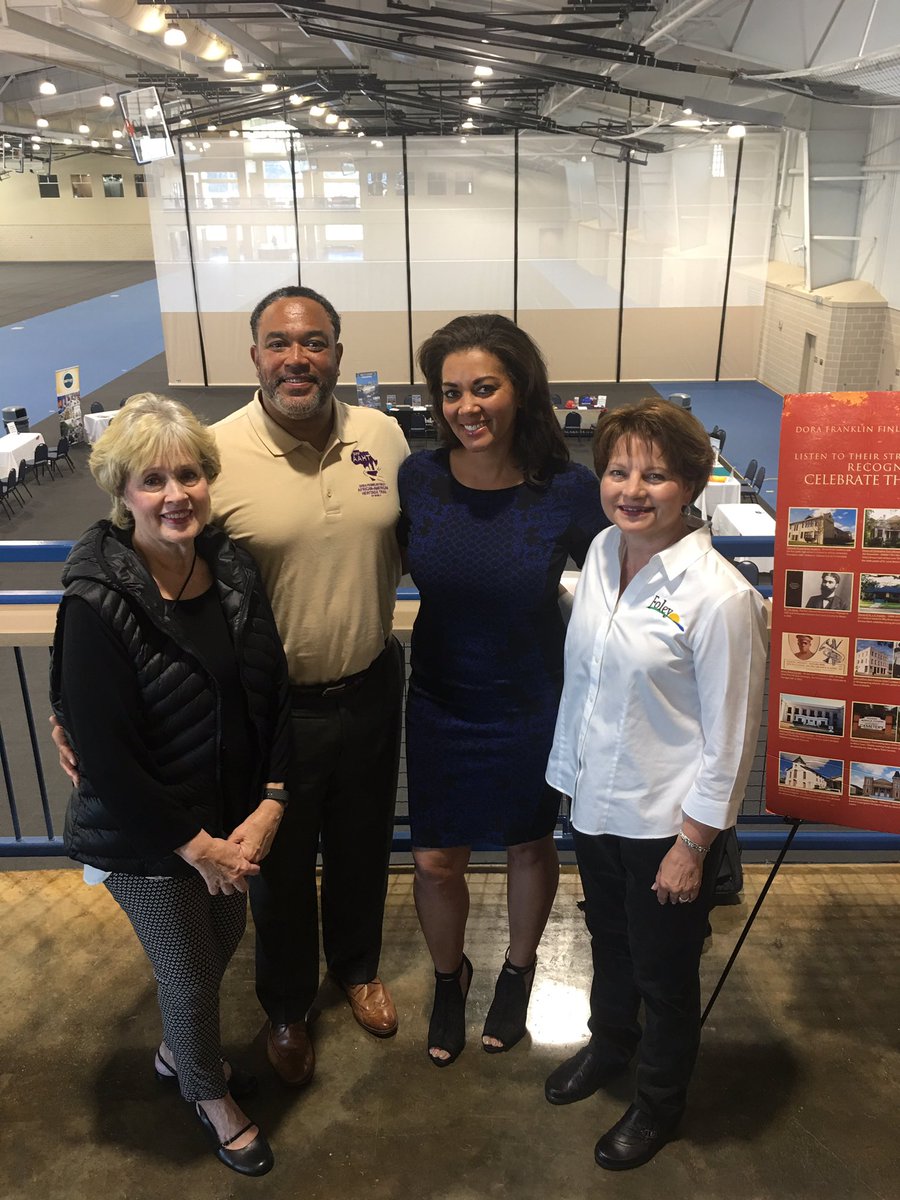 KFinProductions's tweet photo. #2017WelcomeCenterRetreat @VisitOWA 
What at an absolute treat, being asked to motivate, pump up&amp;speak to amazing these Welcome Center SUPERSTARS. I tag teamed w my amazingly brilliant,talented,well versed husband @KSharkFin1 to share our best practices @dffaaht1 @VisitMobileBiz https://t.co/WND9Sga9DQ