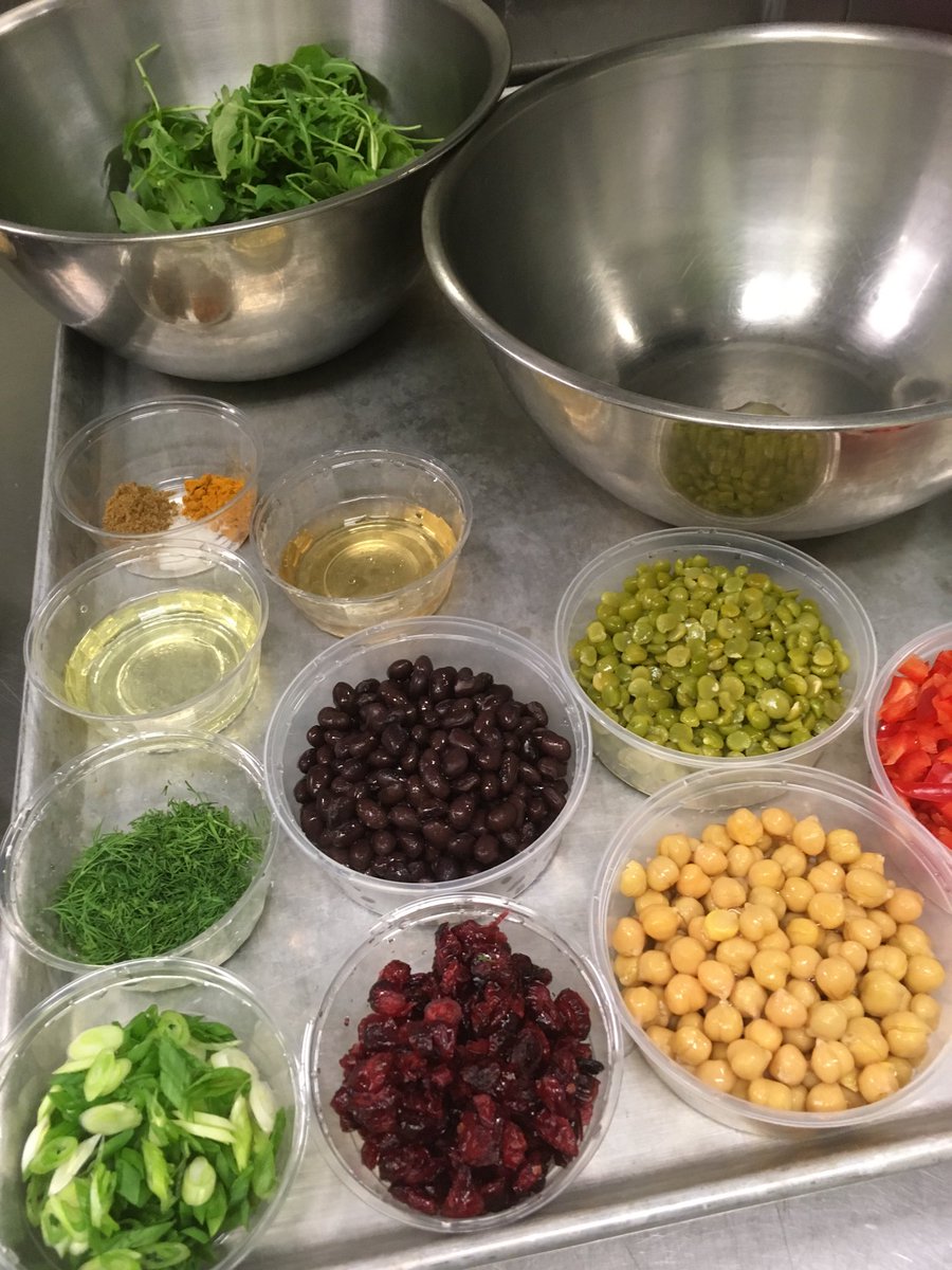 AlbertaPulse's tweet photo. First @AlbertaPulse Chef Workshop a success with @Christine2Bean @LethCollege !  Getting ready for our afternoon session! https://t.co/a0BQx1KQT1