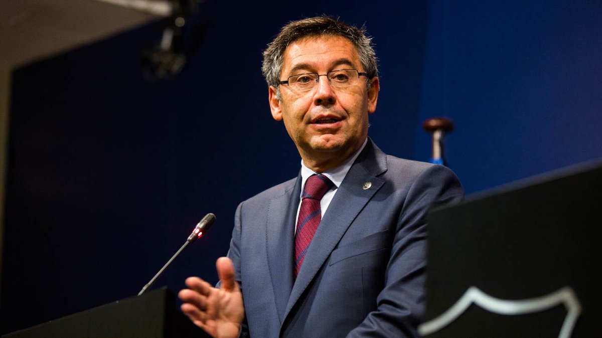 🔊 Josep Maria Bartomeu: "The kids at La Masia are in the best hands. At this Club, they learn how to grow as footballers, and as people."

Follow the presentation of this season's Academy teams, LIVE in English: ow.ly/vVod30gzUI8 #FCBLive