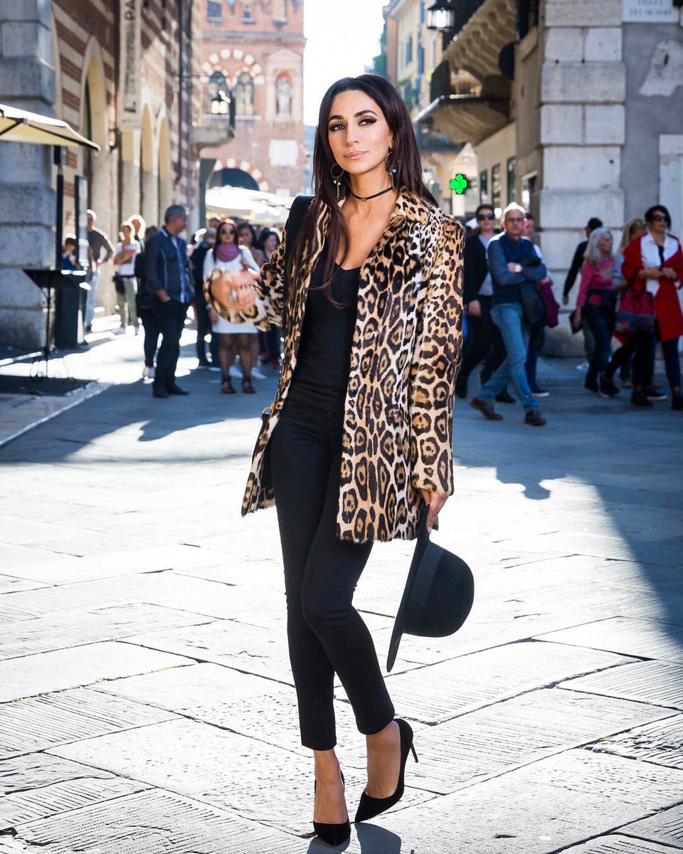 стильная девушка. стильные девушки питера. стиль одежды санкт петербург. питерская уличная мода. стильные уличные образы.