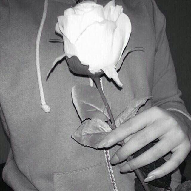 • رسالۿﮧ تخّصڪ  تأڪدِ إنَّ حبُي لِڪ مايشبۿﮧ أي حُبّ مَرّ ؏ــلى قلبڪ    • انا أحبڪ لـ درجۿﮧ أقبل الوجّــ؏ منڪ    • بس ما أرضى البُـ؏ـد ؏ــنڪ