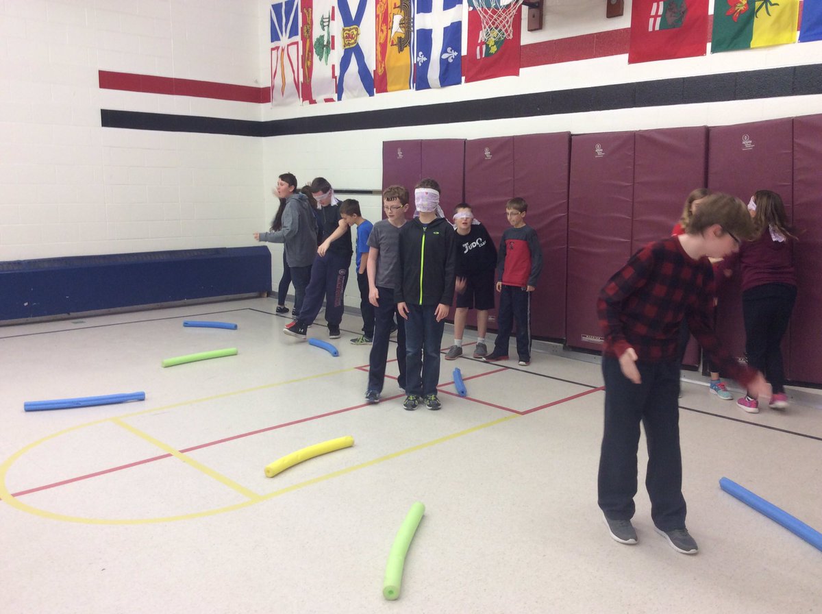 MsHedgesKG's tweet photo. Everyone is blind in gym today! #inclusivePE #obstaclecourse @kprschools #KPRisAwesome https://t.co/hk4yZIOKuL