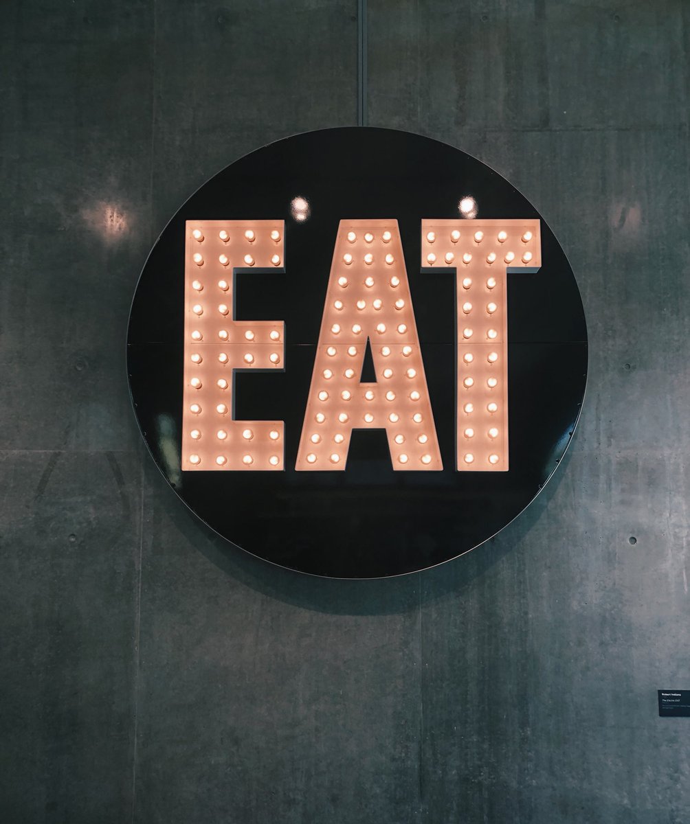 Retweet if you are counting down the days until you get to stuff your face with food. 9️⃣ days friends!
