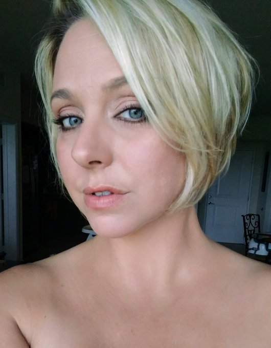 Loving my new layers and mani/pedi. Yesterday was a perfect self pampering day😍 https://t.co/vfGzhr1<a href="/tag/footfetish"class="tags"><span>#footfetish</span></a><a href="/tag/femdom"class="tags"><span>#femdom</span></a><a href="/tag/footworship"class="tags"><span>#footworship</span></a><a href="/tag/footdominat"class="tags"><span>#footdominat</span></a>