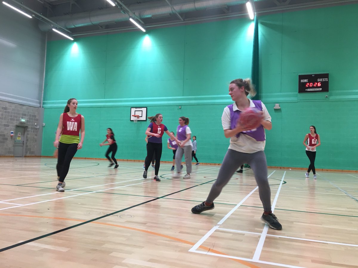 UMCampusNetball's tweet photo. Ashburne&amp;Sheavyn vs @ECW_UoM in action in division 3 tonight https://t.co/LCsdzFgBLG