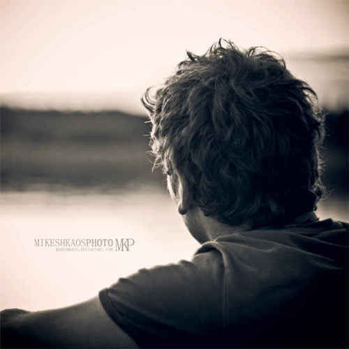 #الُتجْاُهلُ 
ابسط شئ تفعلة عندما تتزاحم التفاهات من حولك